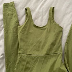 Girlfriend Collective Scoop Unitard In Green